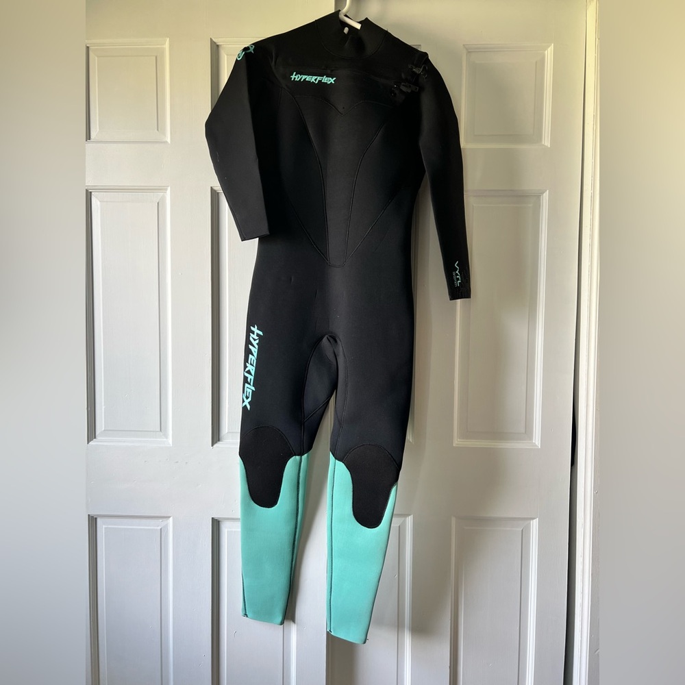 Hyper flex women’s wetsuit size 12 -3/2mm